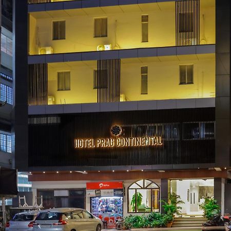 Hotel Prag Continental Guwahati Eksteriør billede