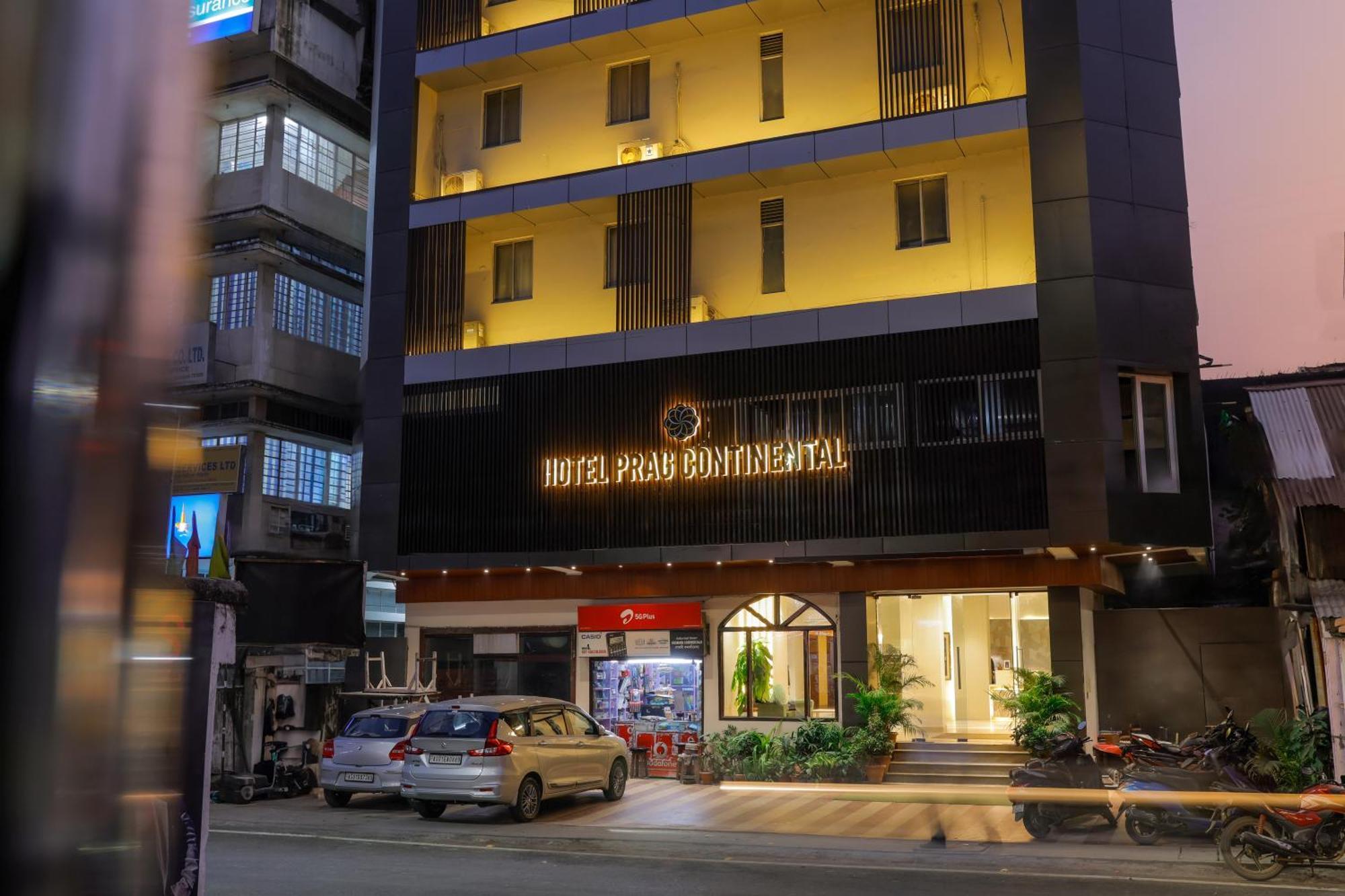 Hotel Prag Continental Guwahati Eksteriør billede